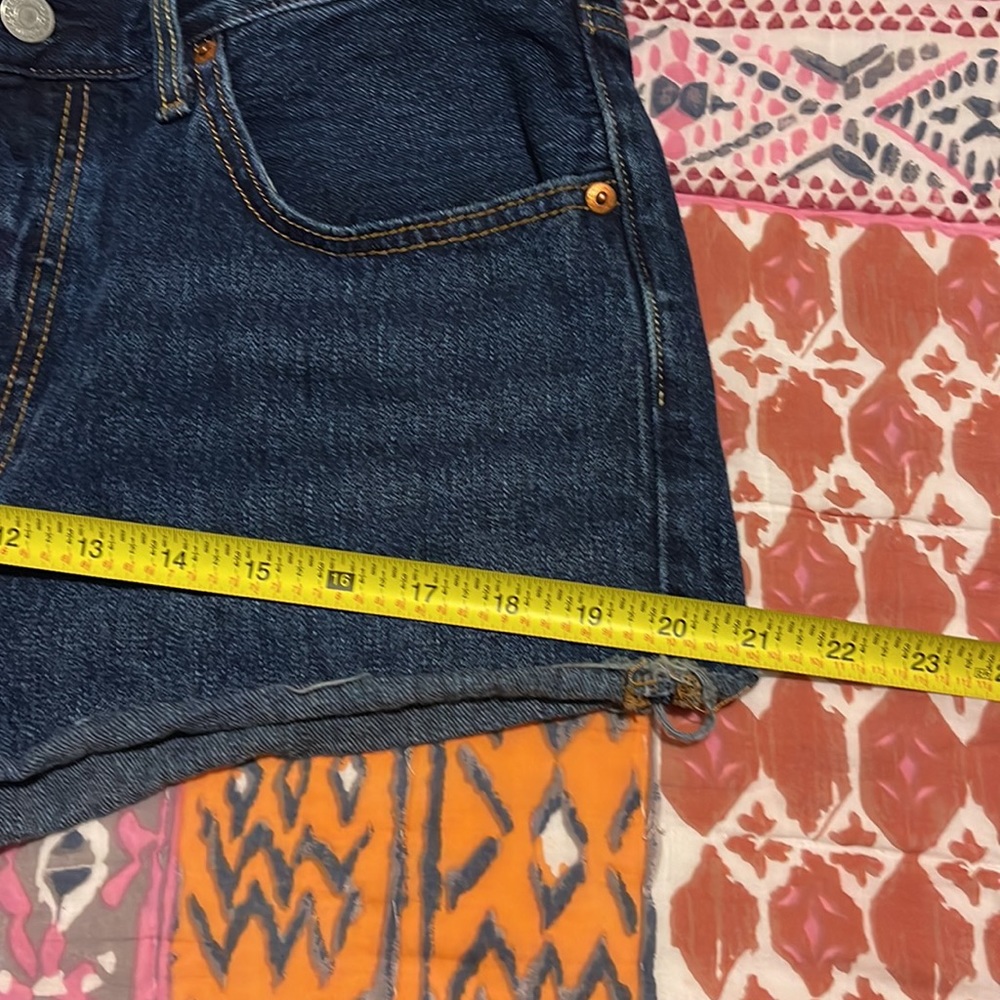 Levi’s 501 High-Rise Denim Shorts - Picture 12 of 13